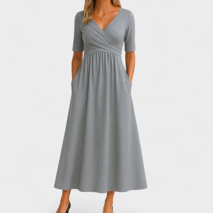 Phoebe | Elegant Midi Dress Clara Monroe