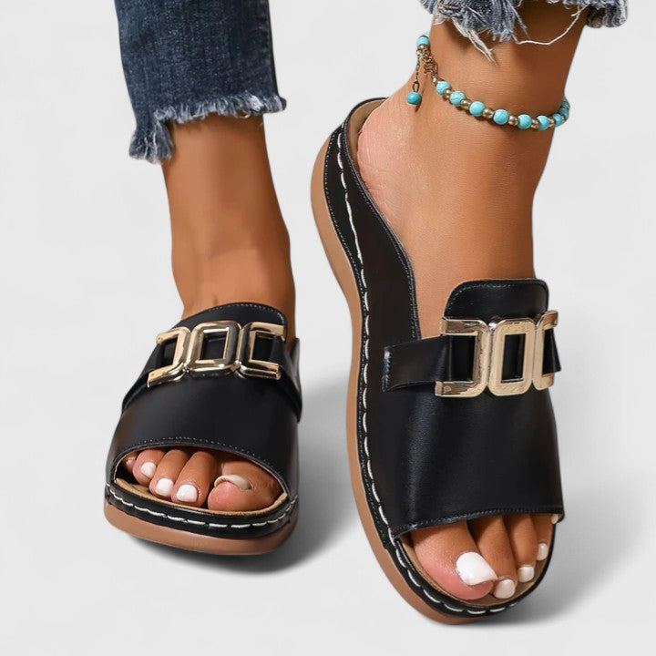Sharpay | Sophisticated Sandals Clara Monroe