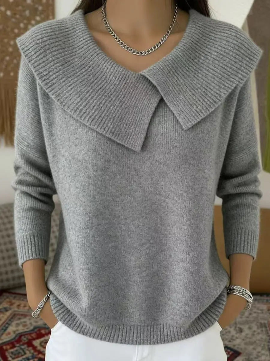 Lucia | Warm Sweater with Soft Collar Clara Monroe