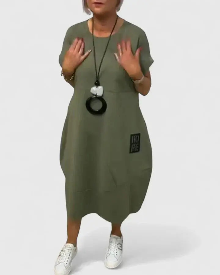 Thalyssiah | Comfortable Midi Dress Clara Monroe