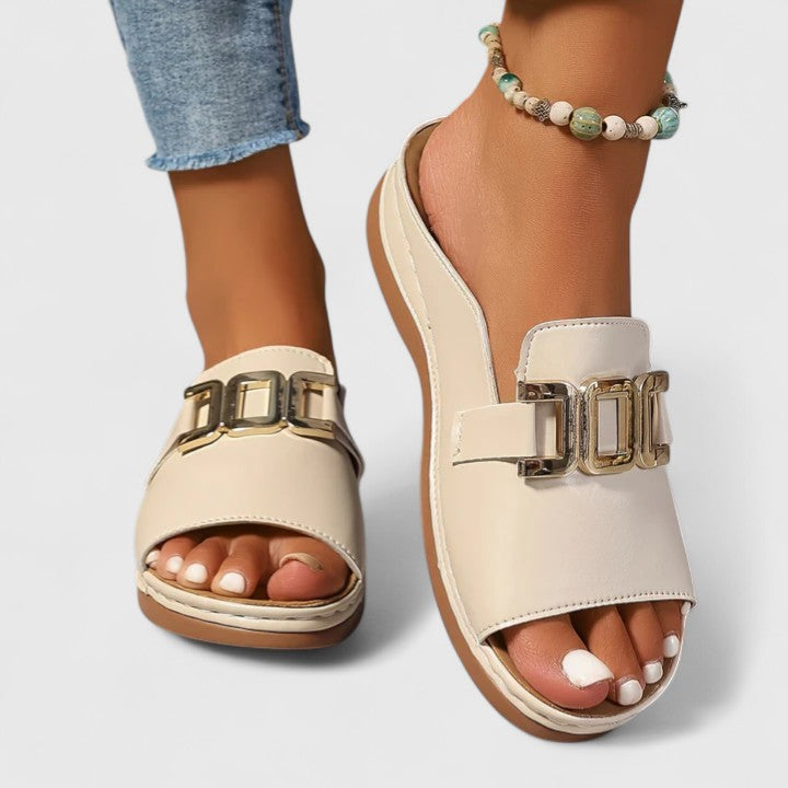 Sharpay | Sophisticated Sandals Clara Monroe