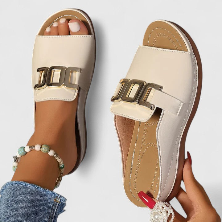 Sharpay | Sophisticated Sandals Clara Monroe