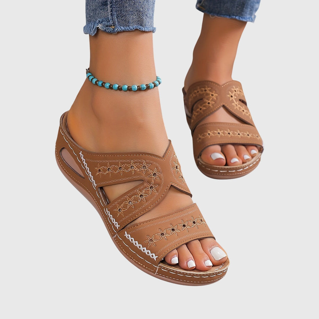Noëlle™ Lightweight Orthopedic Sandals Clara Monroe
