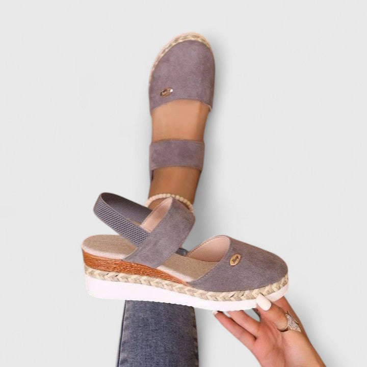 Cassaria | Sophisticated Sandals Clara Monroe
