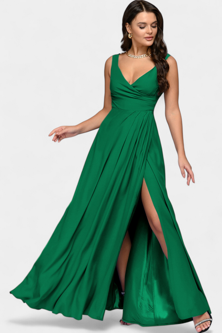 Vittalyn | Sophisticated Dress Clara Monroe