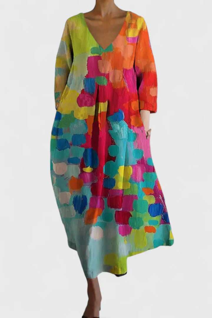 Isalinde | Comfortable V-neck Dress Clara Monroe