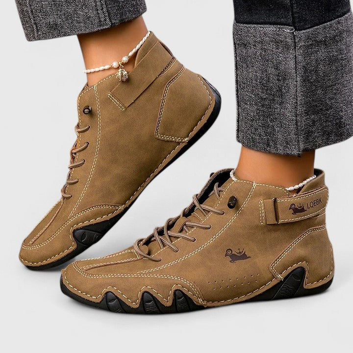 Halyviora | Orthopedic Boots Clara Monroe