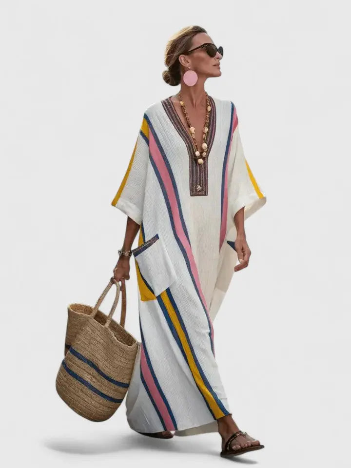 Kyvanna | Elegant Maxi Dress Clara Monroe