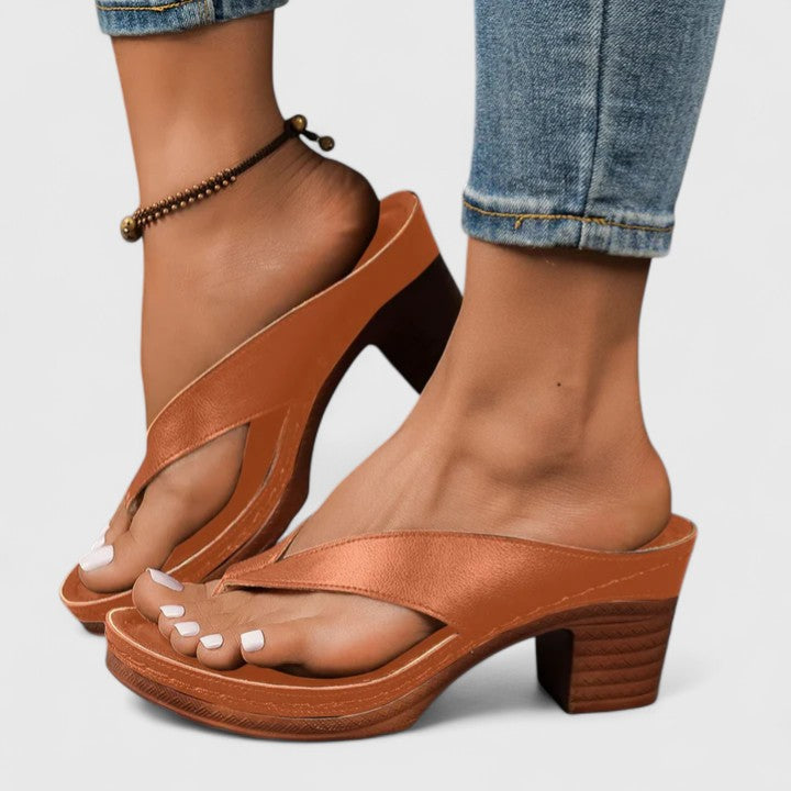 Jazrielle | Orthopedic Heels Clara Monroe