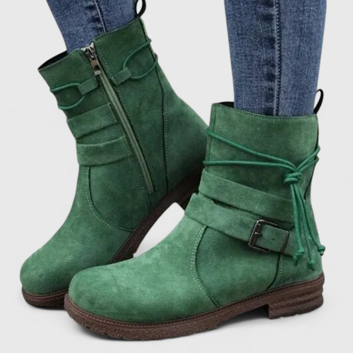 Emily | Sophisticated Boots Clara Monroe