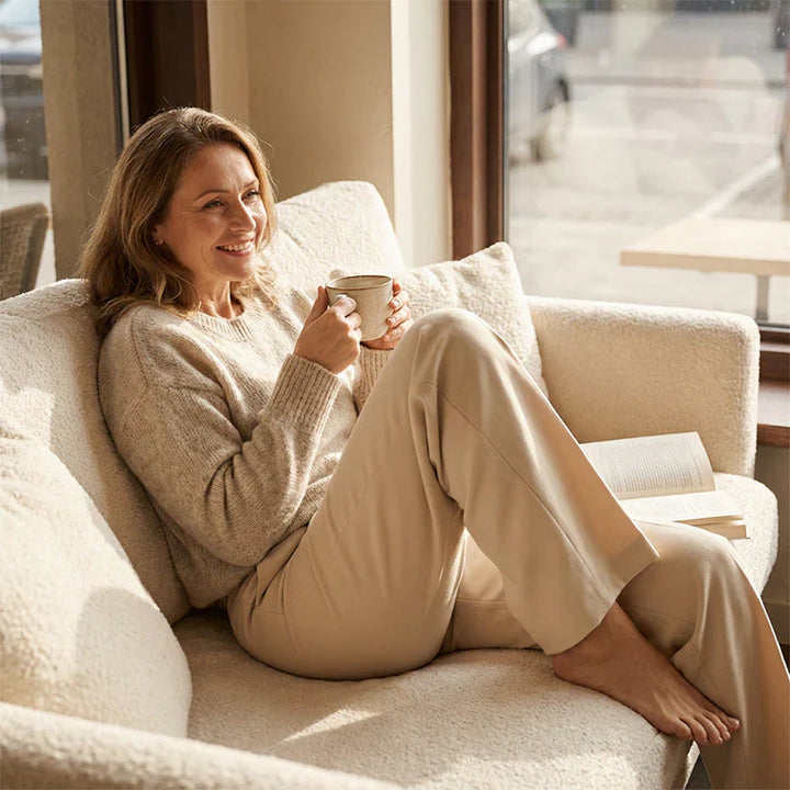 Eddi | Chic High-Waisted Pants with an Elegant Straight Cut