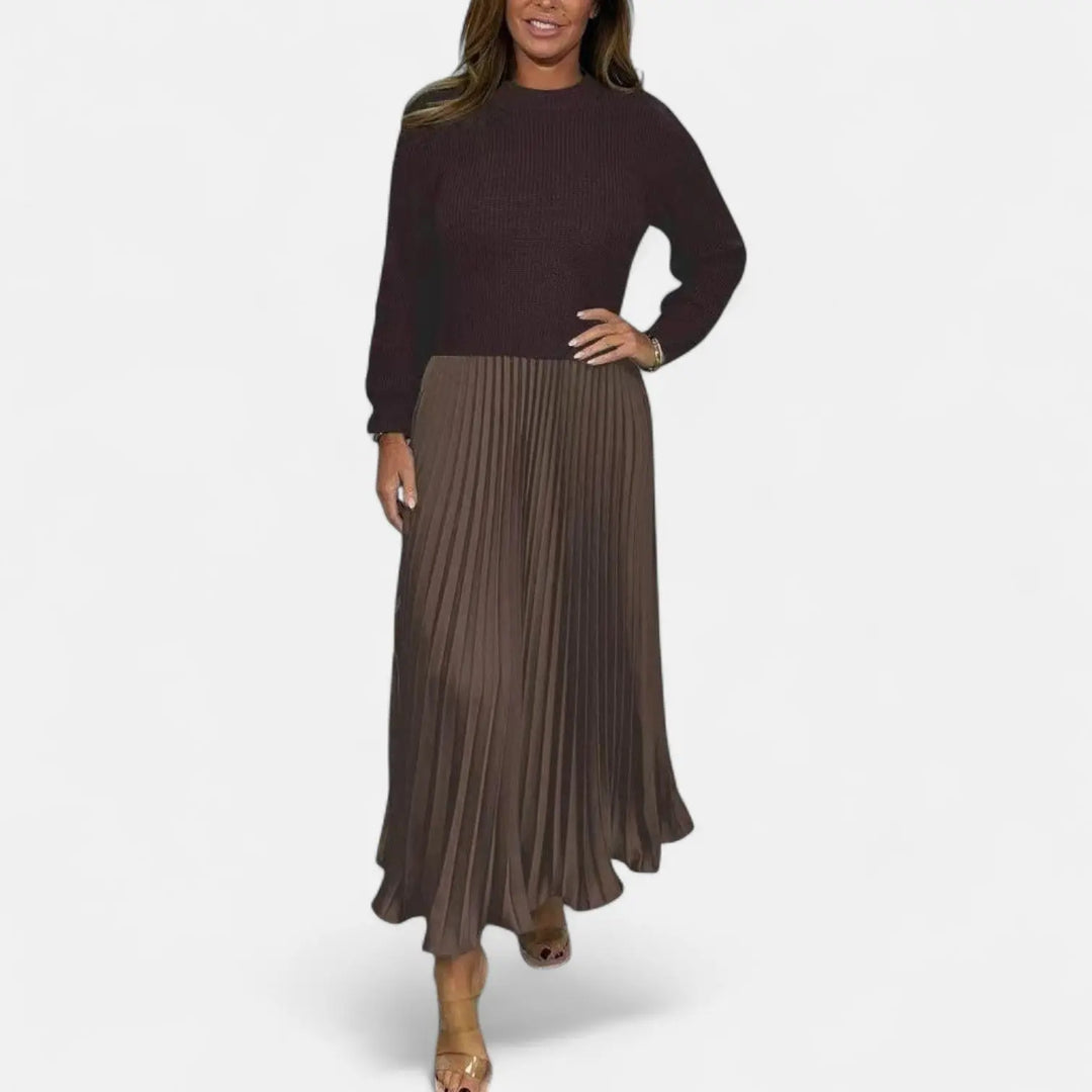 Claudia - Maxi dress with sweater and pleated skirt Clara Monroe