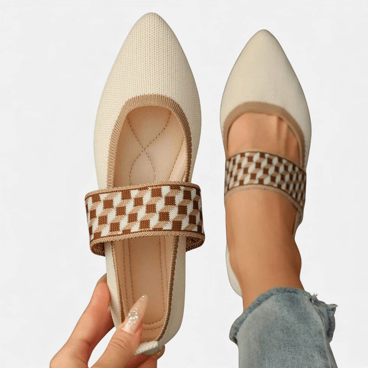 Arvia Point Flats Clara Monroe