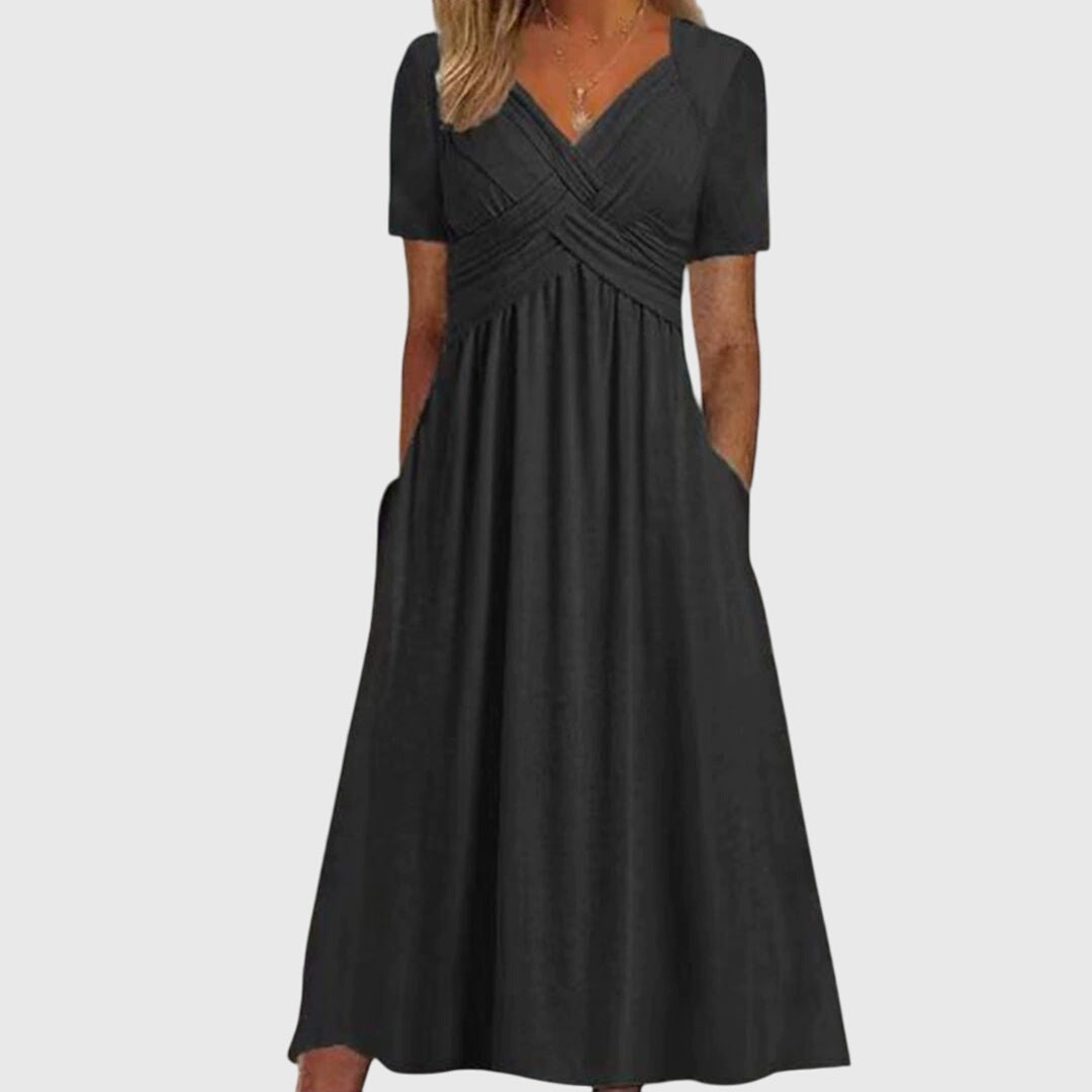 Amanda - Flattering Dress Clara Monroe
