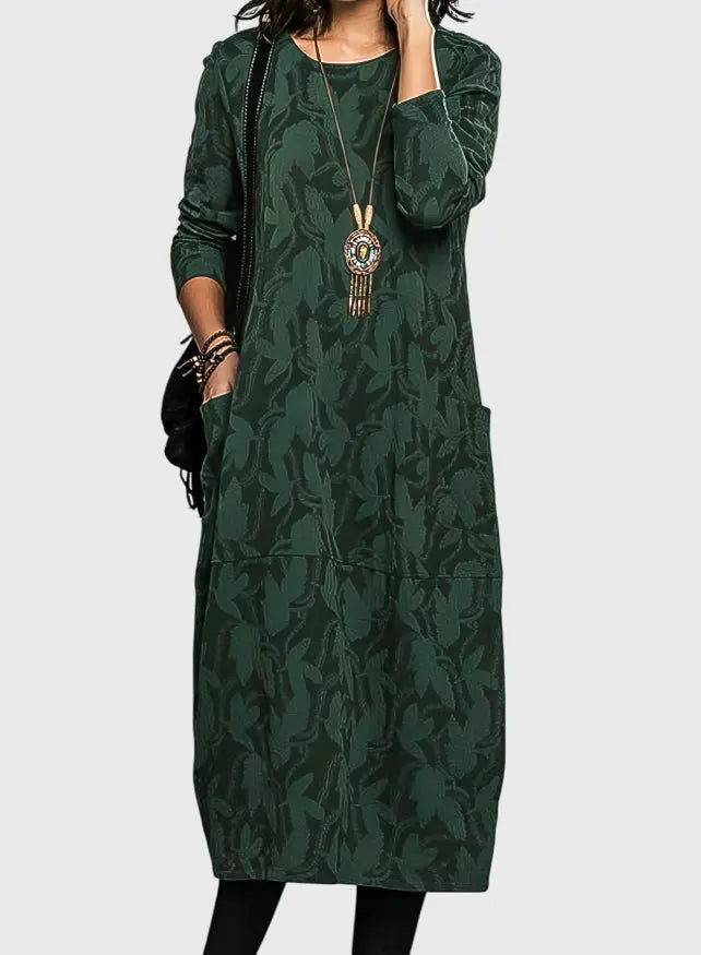 Victoria | Casual Round-Neck Dress Clara Monroe