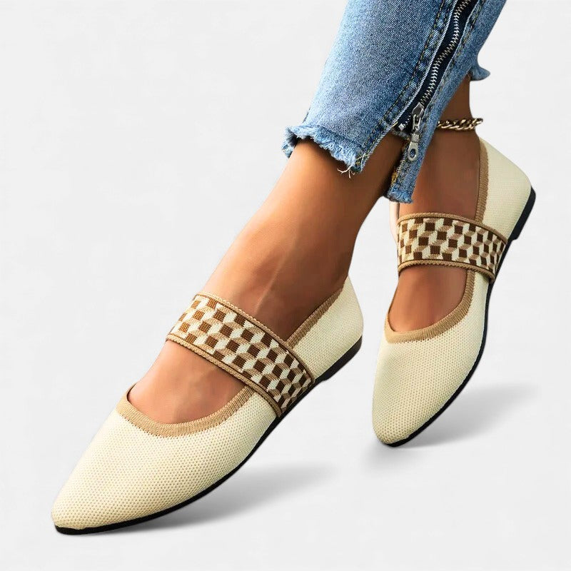 Arvia Point Flats Clara Monroe