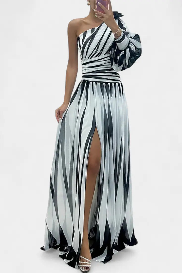Aubryzah | Sophisticated Maxi Dress Clara Monroe
