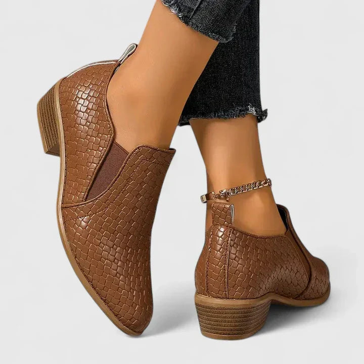 Violeandra | Orthopedic Shoes Clara Monroe
