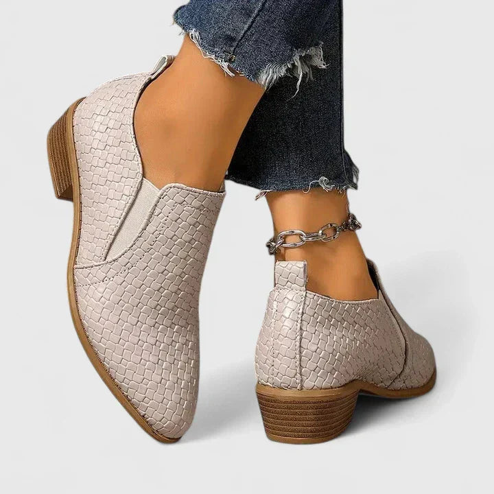 Violeandra | Orthopedic Shoes Clara Monroe