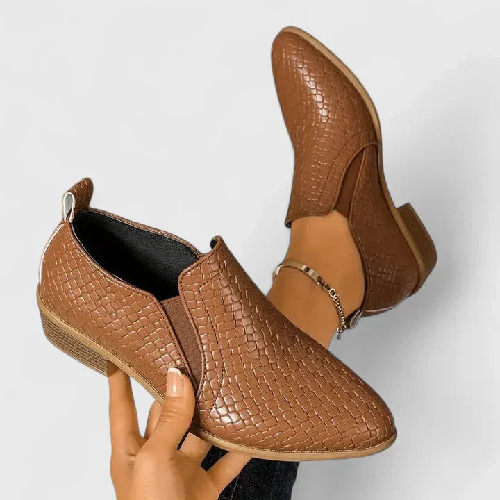 Violeandra | Orthopedic Shoes Clara Monroe