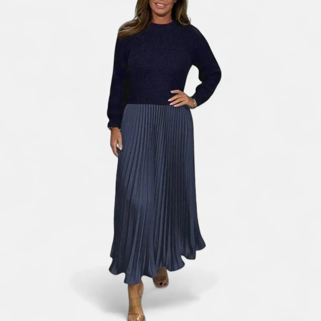 Claudia - Maxi dress with sweater and pleated skirt Clara Monroe