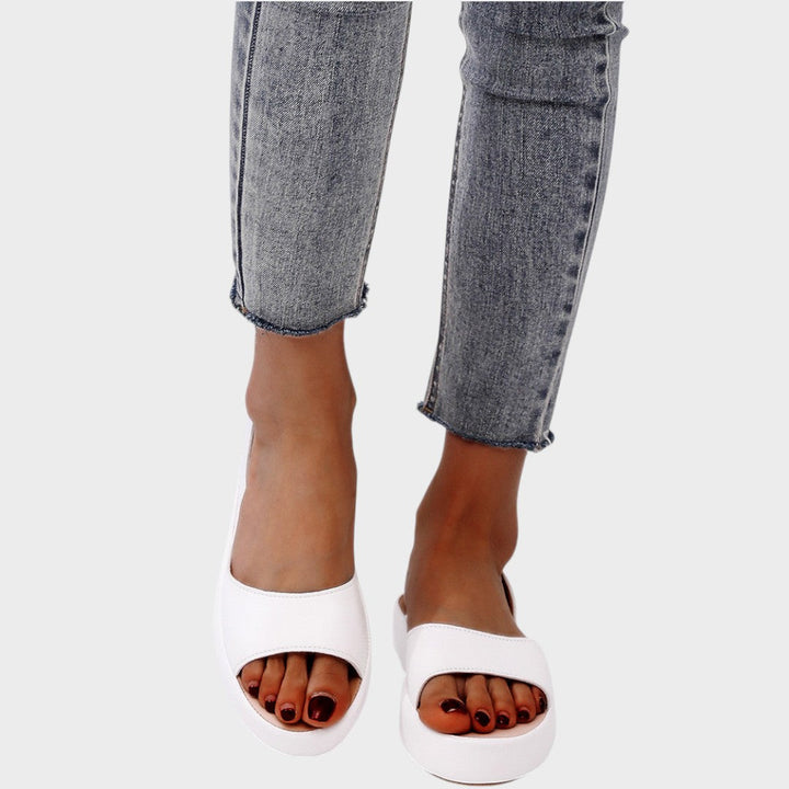 Caryzzaa | Orthopedic Sandals Clara Monroe